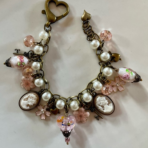 Hand Crafted Jewelry - Victorian Inspired Cameo Charm Bracelet VTG Pink Blush Venetian Lampwork Beads